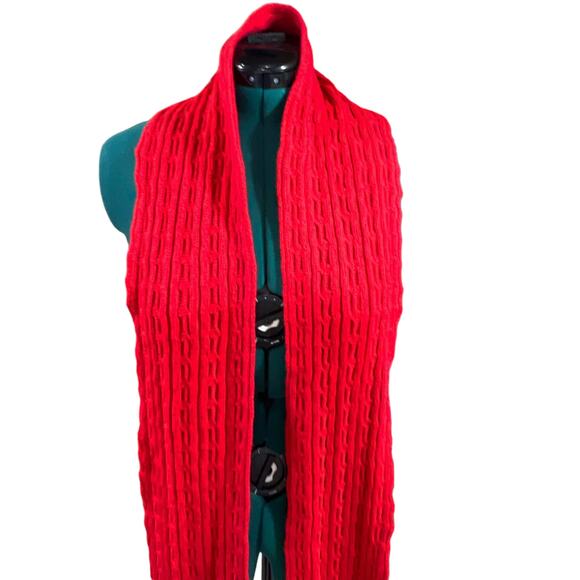 C.C. Exclusives Cozy Cable Knit Pom Pom Scarf Red Black - Picture 4 of 12
